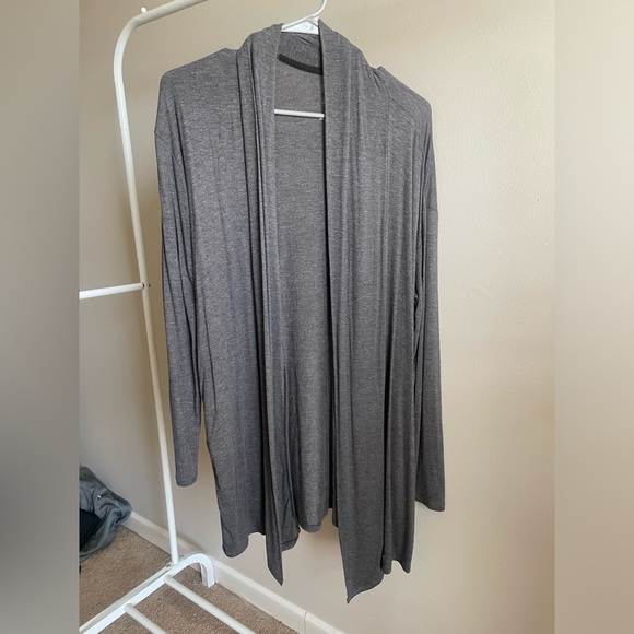 Bali Cardigan - Picture 1 of 3